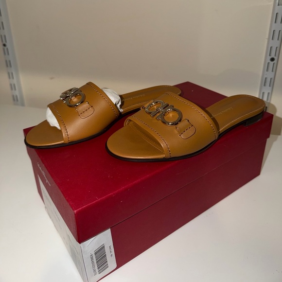 Salvatore Ferragamo Rhodes Leather Slide Sandals - Picture 3 of 8